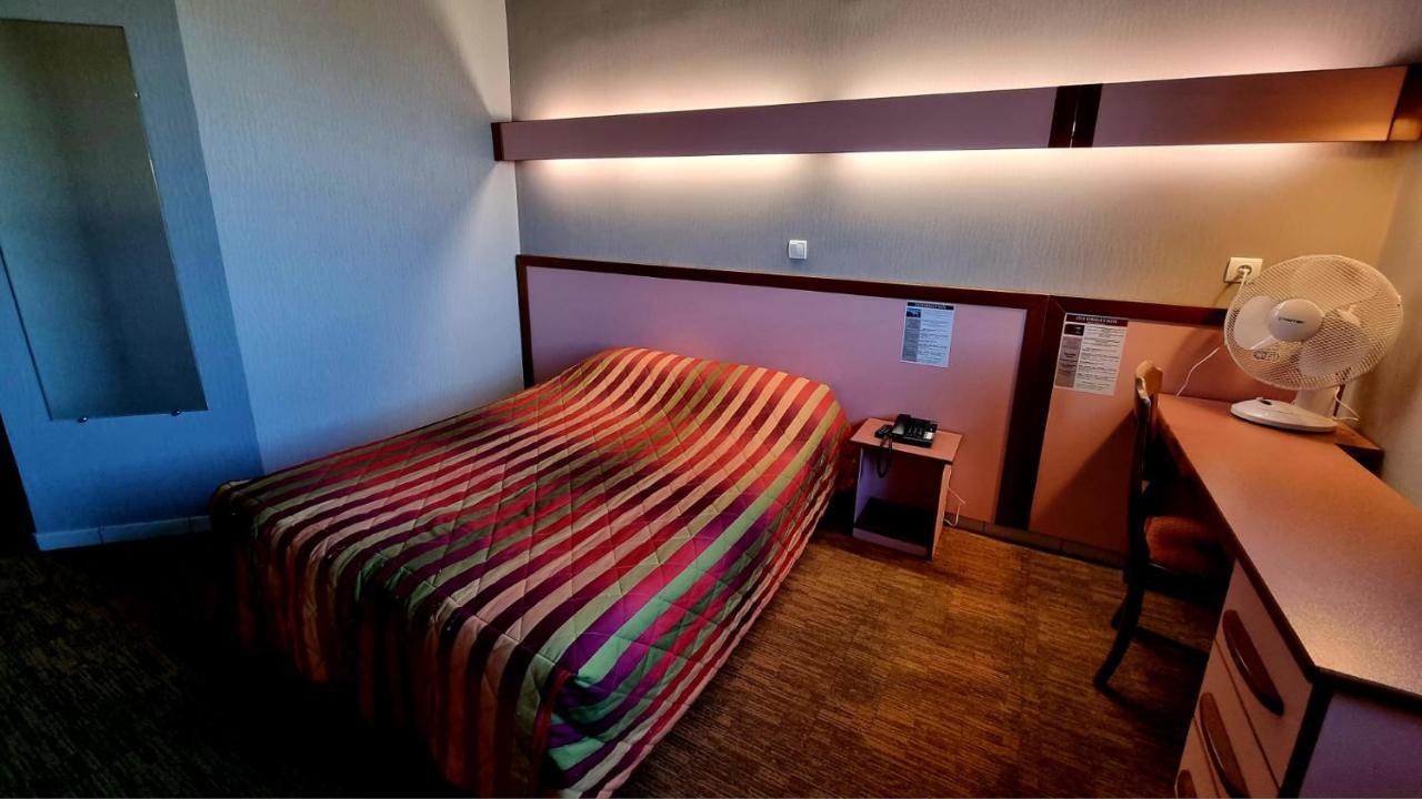 Hotel Siatel Besancon Chateaufarine Екстериор снимка