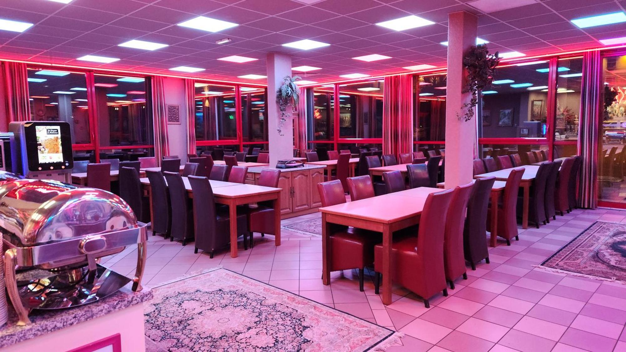 Hotel Siatel Besancon Chateaufarine Екстериор снимка