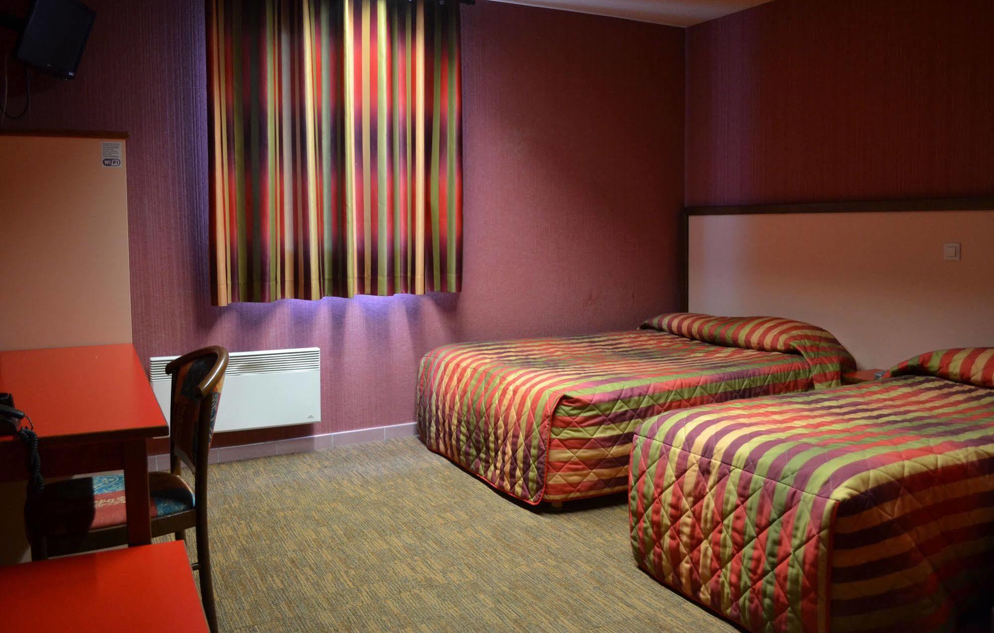 Hotel Siatel Besancon Chateaufarine Екстериор снимка