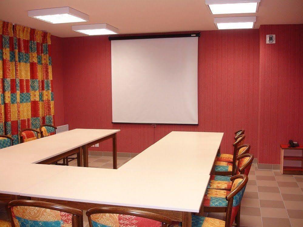 Hotel Siatel Besancon Chateaufarine Екстериор снимка